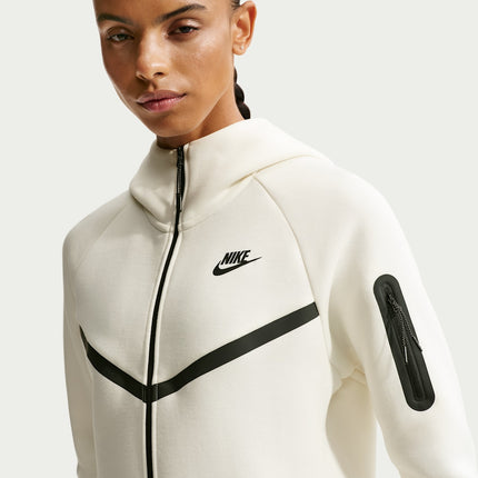 Nike Tech Fleece Hoodie Cream