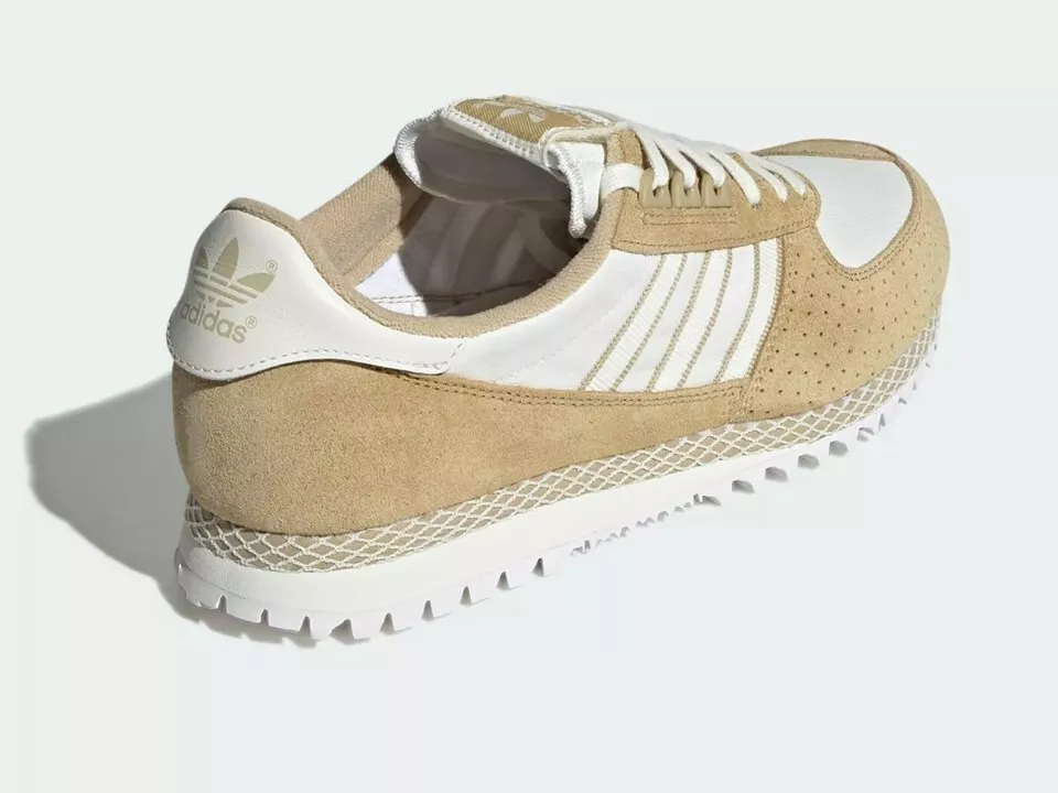 Adidas Originals Trainers Junior City Marathon Sneakers <br> REDUCED FROM £29.95 NOW ONLY £24.95